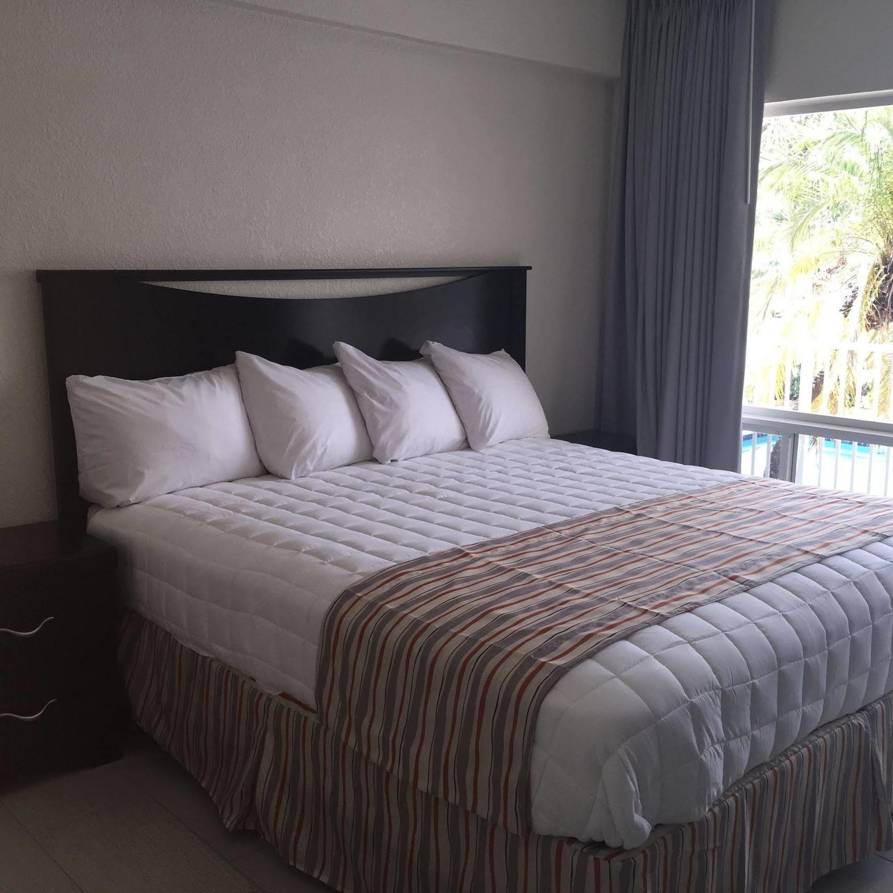 Soleado Hotel Fort Lauderdale Exterior photo